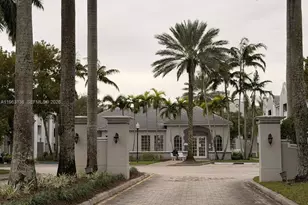 777 SW 111th Way, Pembroke Pines, FL 33025 - Photo 30