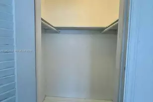 1550 NE 191st St, Miami, FL 33179 - Photo 4