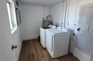 1711 NW 27th Terrace, Fort Lauderdale, FL 33311 - Photo 12