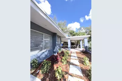1711 NW 27th Ter, Fort Lauderdale, FL 33311 - Photo 6