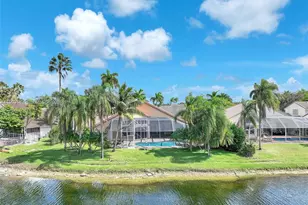 620 W Laurel Ln W, Pembroke Pines, FL 33027 - Photo 18