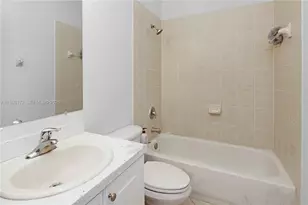 9353 SW 227th St, Cutler Bay, FL 33190 - Photo 16