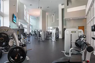 1900 N Bayshore Dr, Miami, FL 33132 - Photo 26