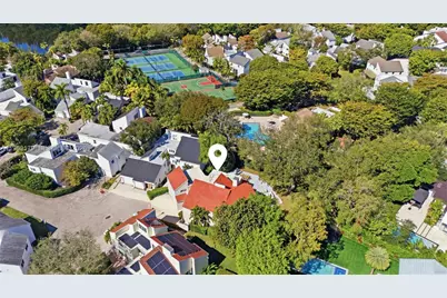 1961 S Oak Haven Cir, Miami, FL 33179 - Photo 60