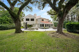 1961 S Oak Haven Cir, Miami, FL 33179 - Photo 50