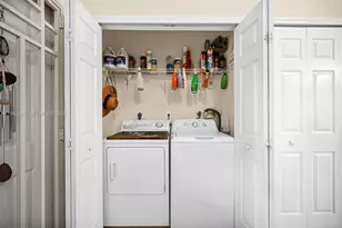 940 NE 13th Ave, Homestead, FL 33033 - Photo 18