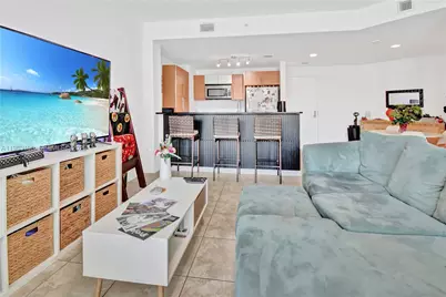 300 S Biscayne Blvd #T-1405, Miami, FL 33131 - Photo 4