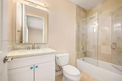 3425 Norfolk St, Pompano Beach, FL 33062 - Photo 18