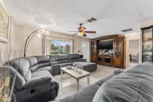 6189 Moonbeam Dr, Lake Worth, FL 33463 - Photo 6