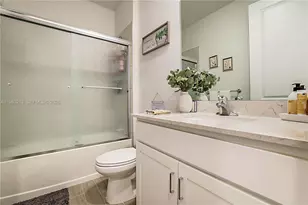 797 SE Bloomfield Rd, Port Saint Lucie, FL 34984 - Photo 20