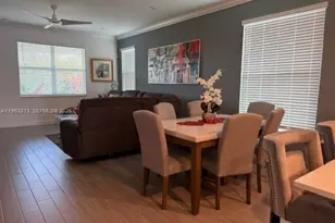 797 SE Bloomfield Rd, Port Saint Lucie, FL 34984 - Photo 8