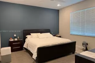 797 SE Bloomfield Rd, Port Saint Lucie, FL 34984 - Photo 10