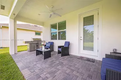 797 SE Bloomfield Rd, Port Saint Lucie, FL 34984 - Photo 26