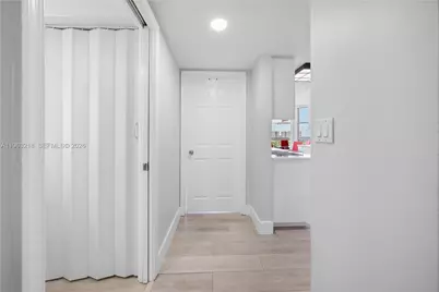 3530 Mystic Pointe Dr #1406, Aventura, FL 33180 - Photo 18