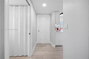 3530 Mystic Pointe Dr, Aventura, FL 33180 - Photo 18