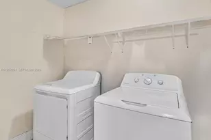 2512 NW 9th Pl, Fort Lauderdale, FL 33311 - Photo 28