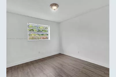 2512 NW 9th Pl, Fort Lauderdale, FL 33311 - Photo 16