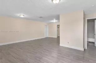 2512 NW 9th Pl, Fort Lauderdale, FL 33311 - Photo 24