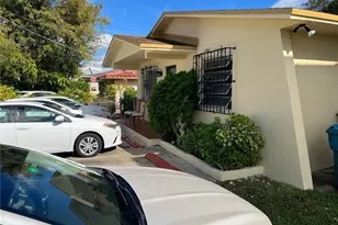 733 NW 33rd Ave, Miami, FL 33125 - Photo 4