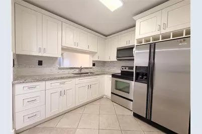 10835 SW 112th Ave #116, Miami, FL 33176 - Photo 4