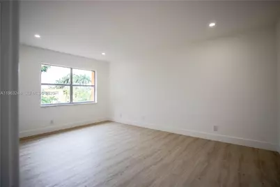 17911 NW 68th Ave #M206, Hialeah, FL 33015 - Photo 18