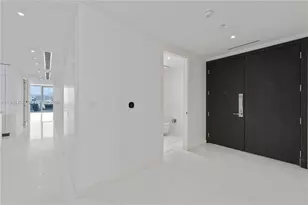 300 Biscayne Blvd Way, Miami, FL 33131 - Photo 22