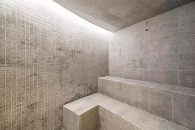 300 Biscayne Blvd Way #4404, Miami, FL 33131 - Photo 48