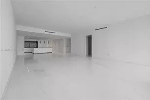 300 Biscayne Blvd Way, Miami, FL 33131 - Photo 4