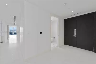 300 Biscayne Blvd Way #4404, Miami, FL 33131 - Photo 14