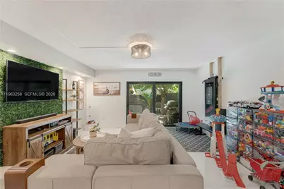 3214 W Trade Ave #III-5, Miami, FL 33133 - Photo 10