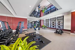 11 NE 6th St, Miami, FL 33132 - Photo 38