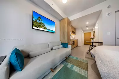 11 NE 6th St #1208, Miami, FL 33132 - Photo 14