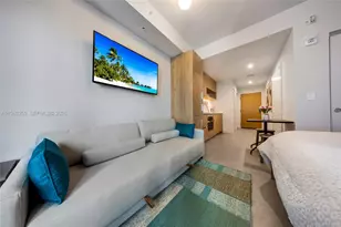 11 NE 6th St, Miami, FL 33132 - Photo 14