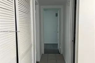 19380 Collins Ave, Sunny Isles Beach, FL 33160 - Photo 16