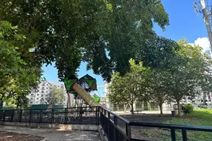 115 SW 11th St, Miami, FL 33130 - Photo 12
