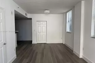 115 SW 11th St, Miami, FL 33130 - Photo 6