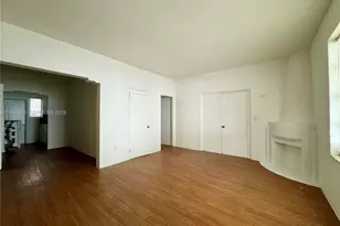 6830 Harding Ave, Miami Beach, FL 33141 - Photo 4