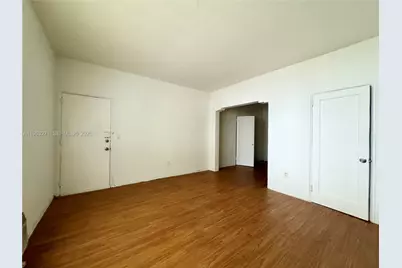 6830 Harding Ave #1, Miami Beach, FL 33141 - Photo 8