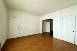 6830 Harding Ave, Miami Beach, FL 33141 - Photo 8