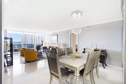 20505 E Country Club Dr #836, Aventura, FL 33180 - Photo 8