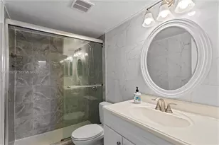 691 S Hollybrook Dr, Pembroke Pines, FL 33025 - Photo 18