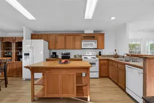 2228 SW 83rd Ave, Davie, FL 33324 - Photo 28