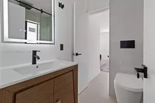 221 NE 4th St, Hallandale Beach, FL 33009 - Photo 14