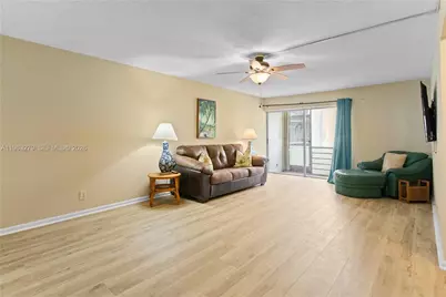 1428 SE 4th Ave #132, Deerfield Beach, FL 33441 - Photo 2