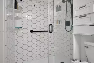 16558 NE 26th Ave, North Miami Beach, FL 33160 - Photo 28