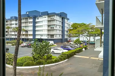 16558 NE 26th Ave #2A, North Miami Beach, FL 33160 - Photo 12