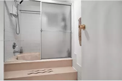 16558 NE 26th Ave #2A, North Miami Beach, FL 33160 - Photo 30