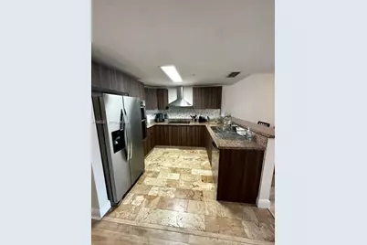 170 SE 14th St #1606, Miami, FL 33131 - Photo 4