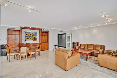 19355 Turnberry Way #8K, Aventura, FL 33180 - Photo 2