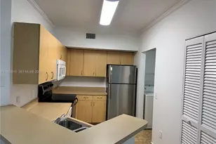 2404 Belmont Ln, North Lauderdale, FL 33068 - Photo 2